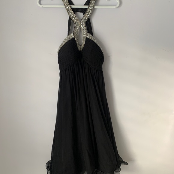 Prom dress - Picture 2 of 3